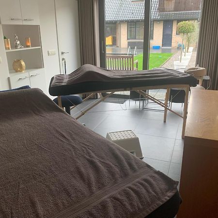 Q Guesthouse Herzele Eksteriør billede